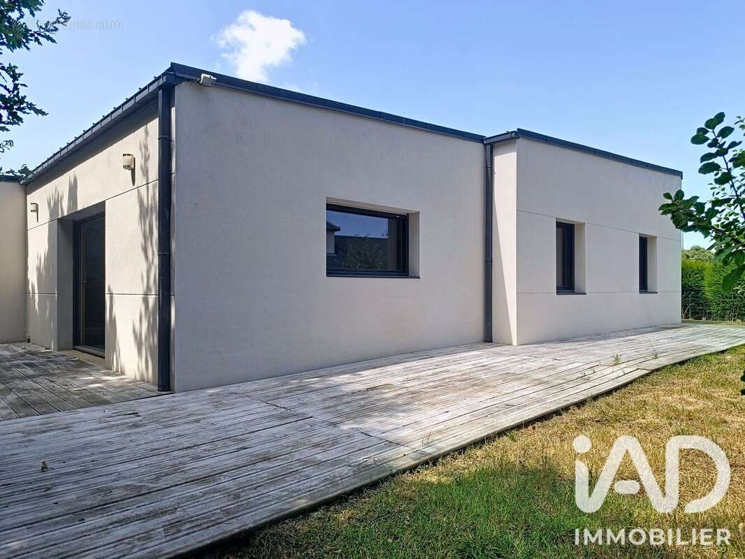 Maison 110 m² à Coetmieux  - photo 4