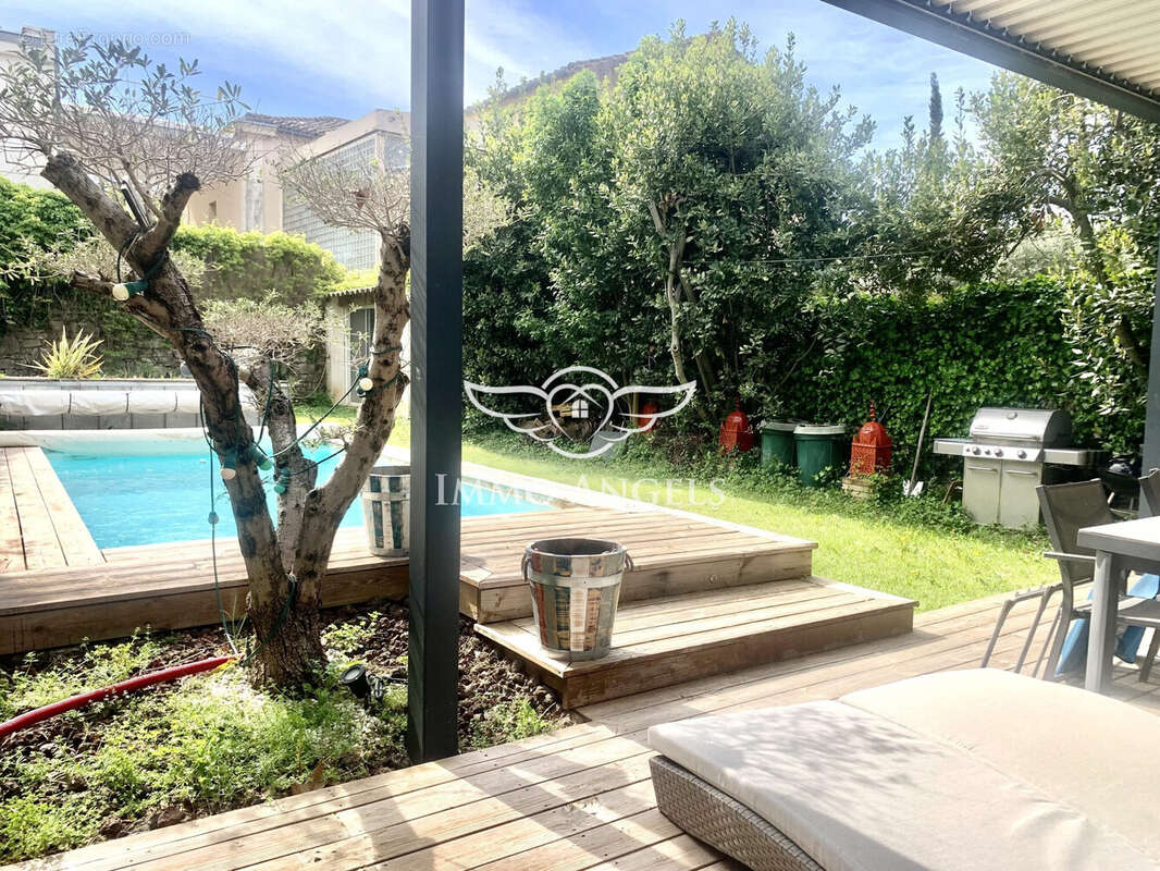 Maison à COURNONTERRAL