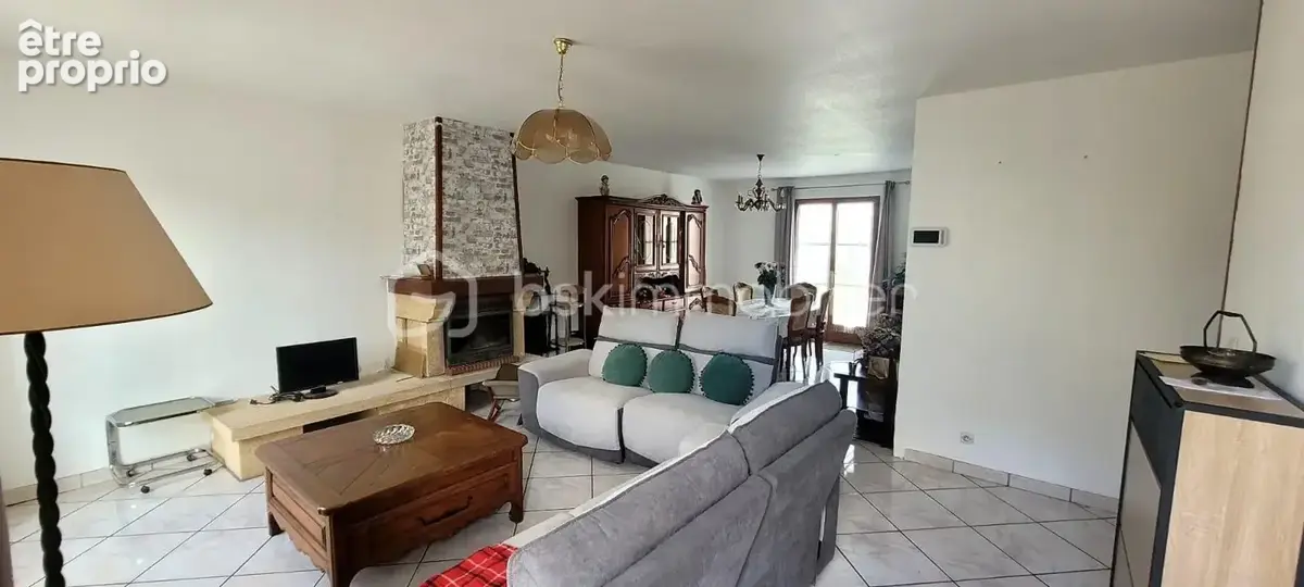 Maison de plain-pied sur terrain clos de 768 m² - photo 5