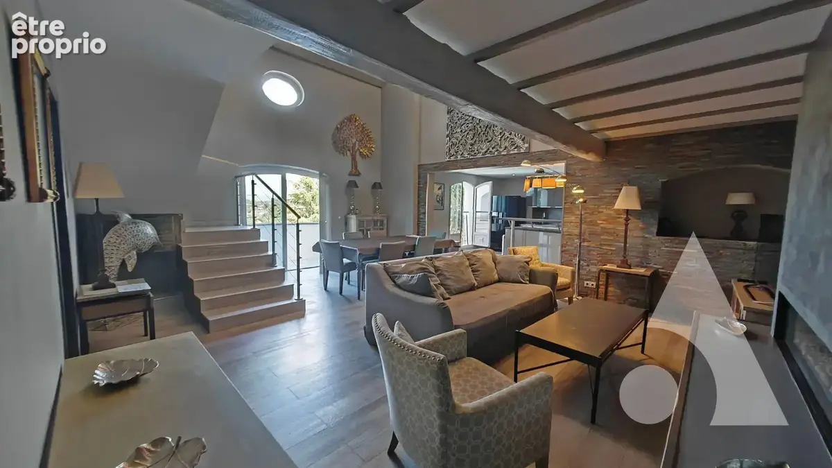 Saint-raphael superbe villa contemporaine avec piscine et 5 chambres - photo 5