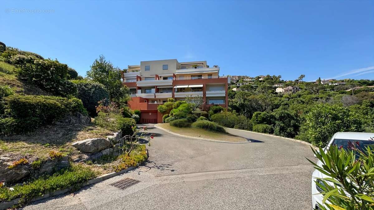 Appartement à MANDELIEU-LA-NAPOULE