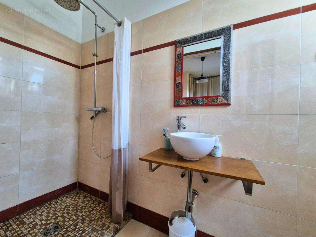 Appartement à HERICY