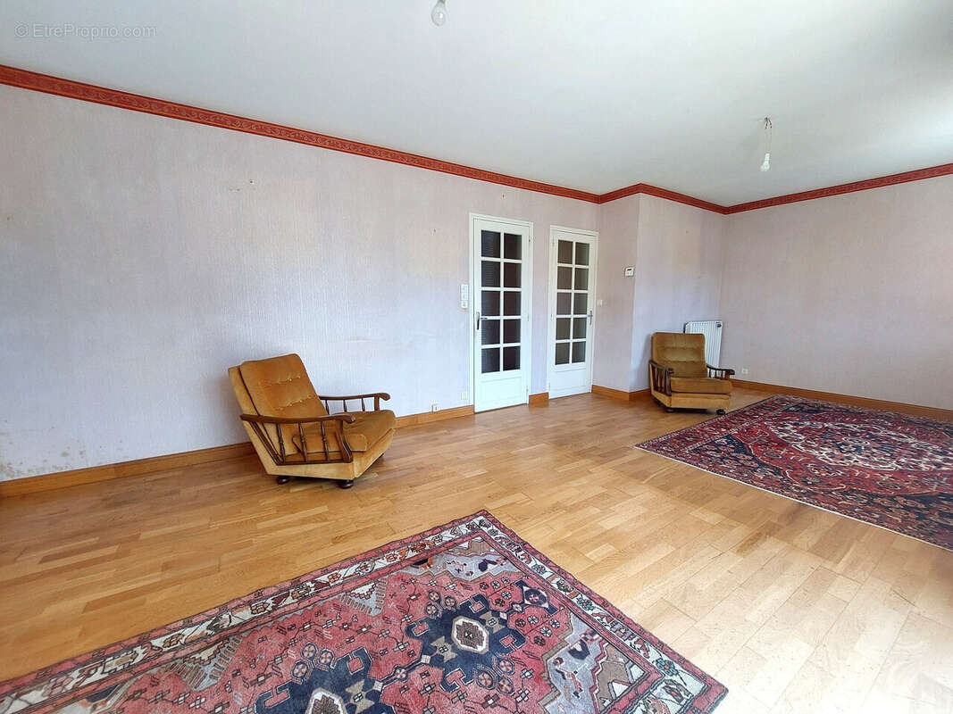 Maison à SAINT-NOLFF