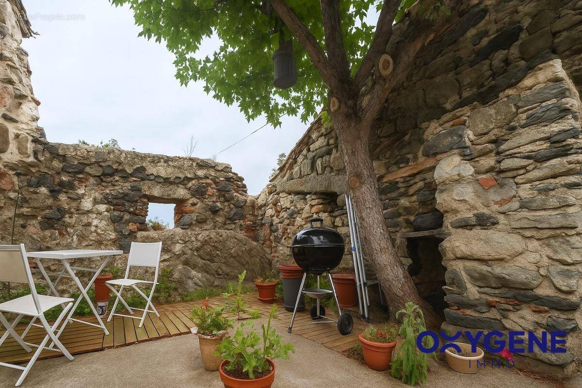 Maison à CAUDIES-DE-FENOUILLEDES