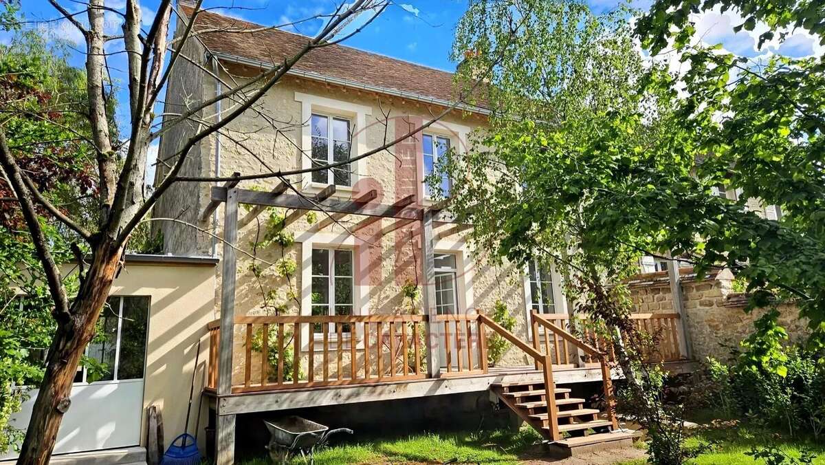 Maison à BOURRON-MARLOTTE