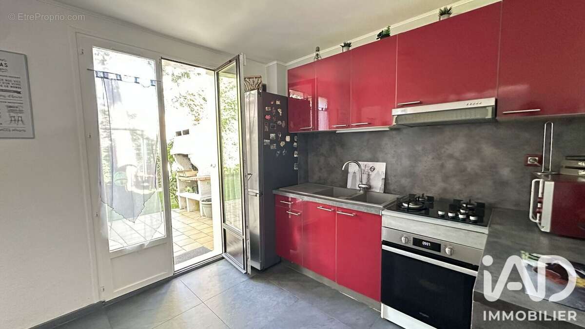 Maison 105 m² à Sainte-Genevieve-Des-Bois  - photo 6