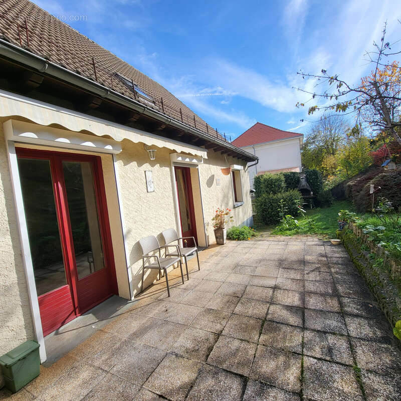 Maison à RIOM-ES-MONTAGNES