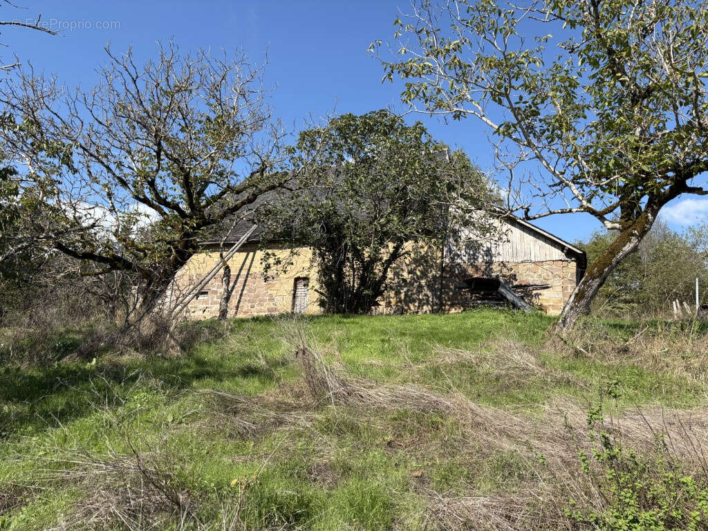 Maison à SAINT-AULAIRE