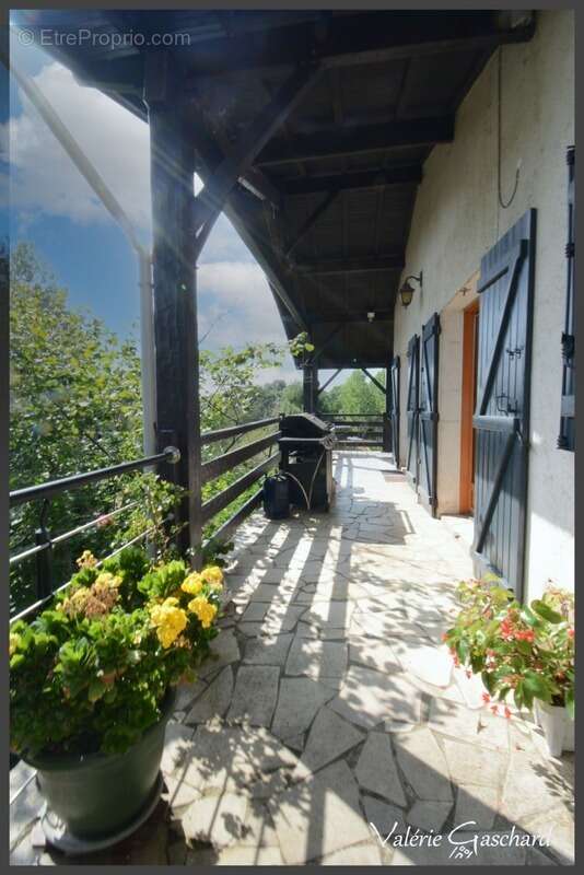 Maison à PORCHERES