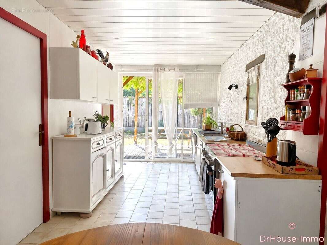 Maison 142 m² à Saint-Sigismond  - photo 13
