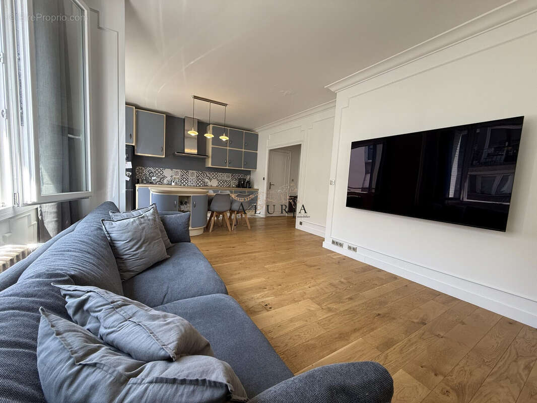 Appartement 64 m² à Tours  - photo 3