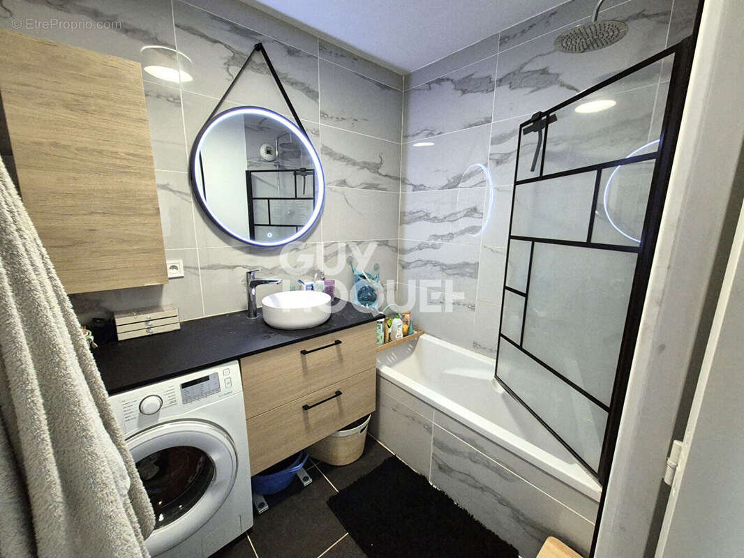 Appartement à OULLINS