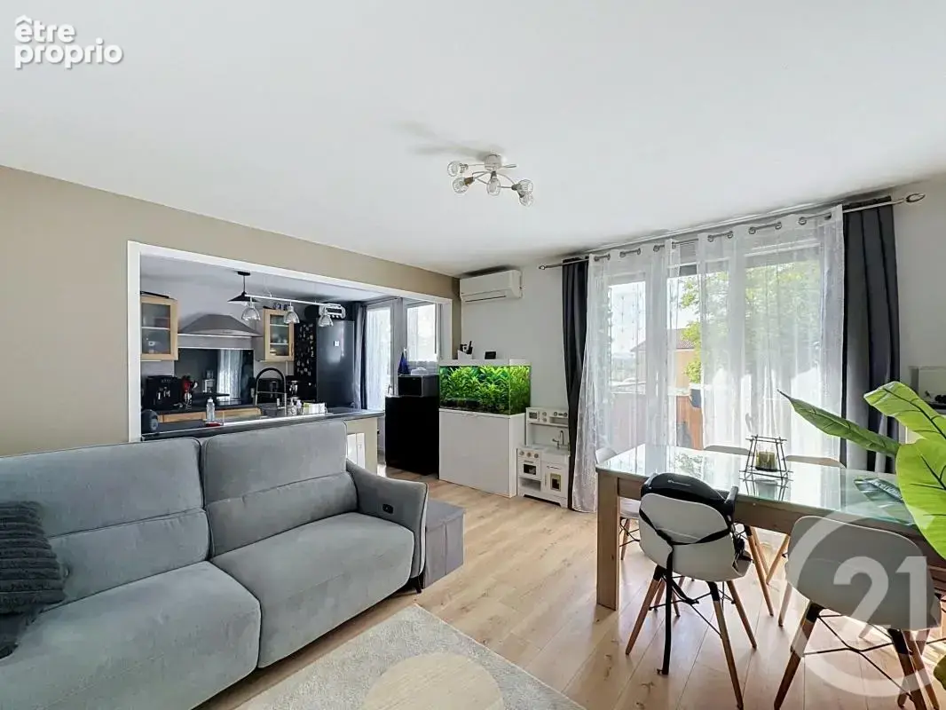 Appartement 4 pièces 67 m² à vendre à Feyzin (69320) - photo 1
