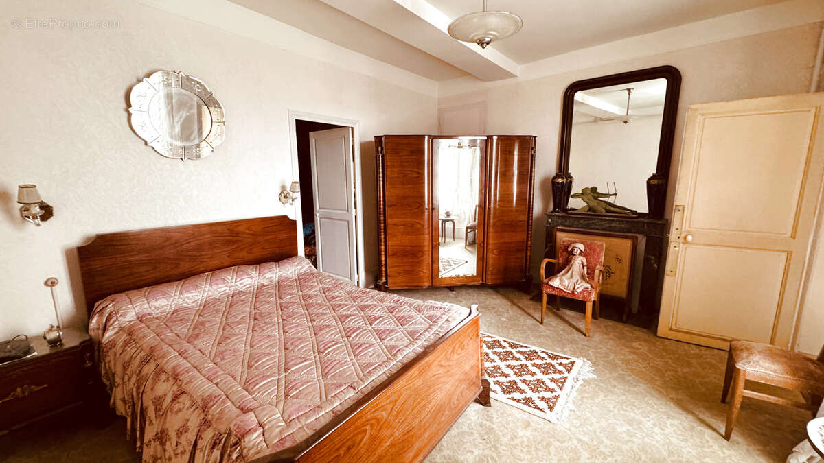 Maison à AVALLON