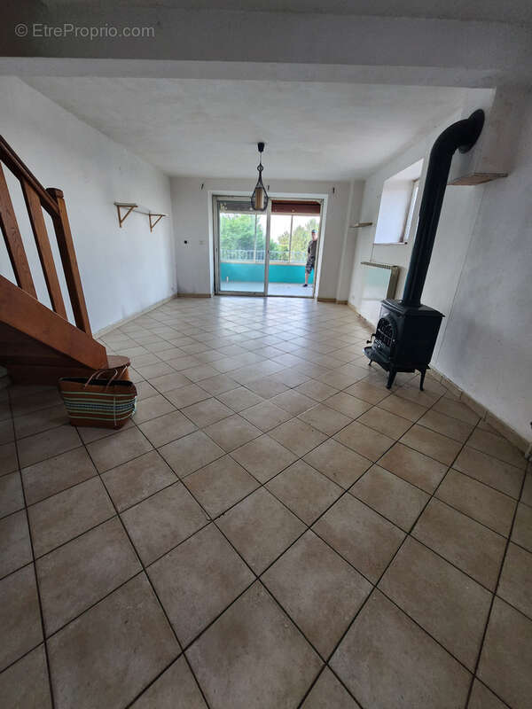 Maison à AILHON
