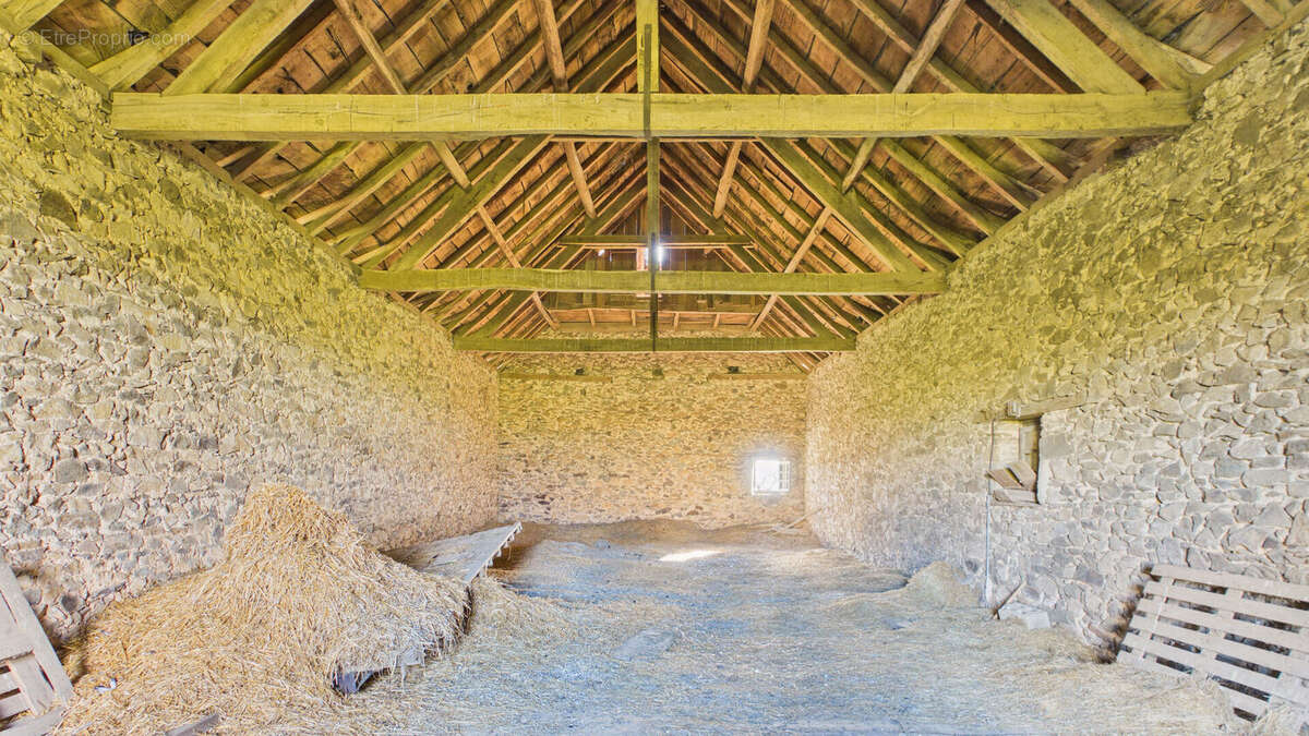 Corps de ferme sans voisins - photo 13