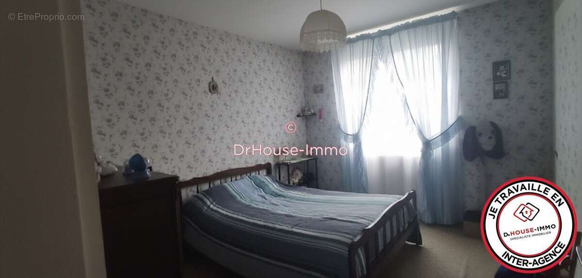 Maison à COMMEQUIERS