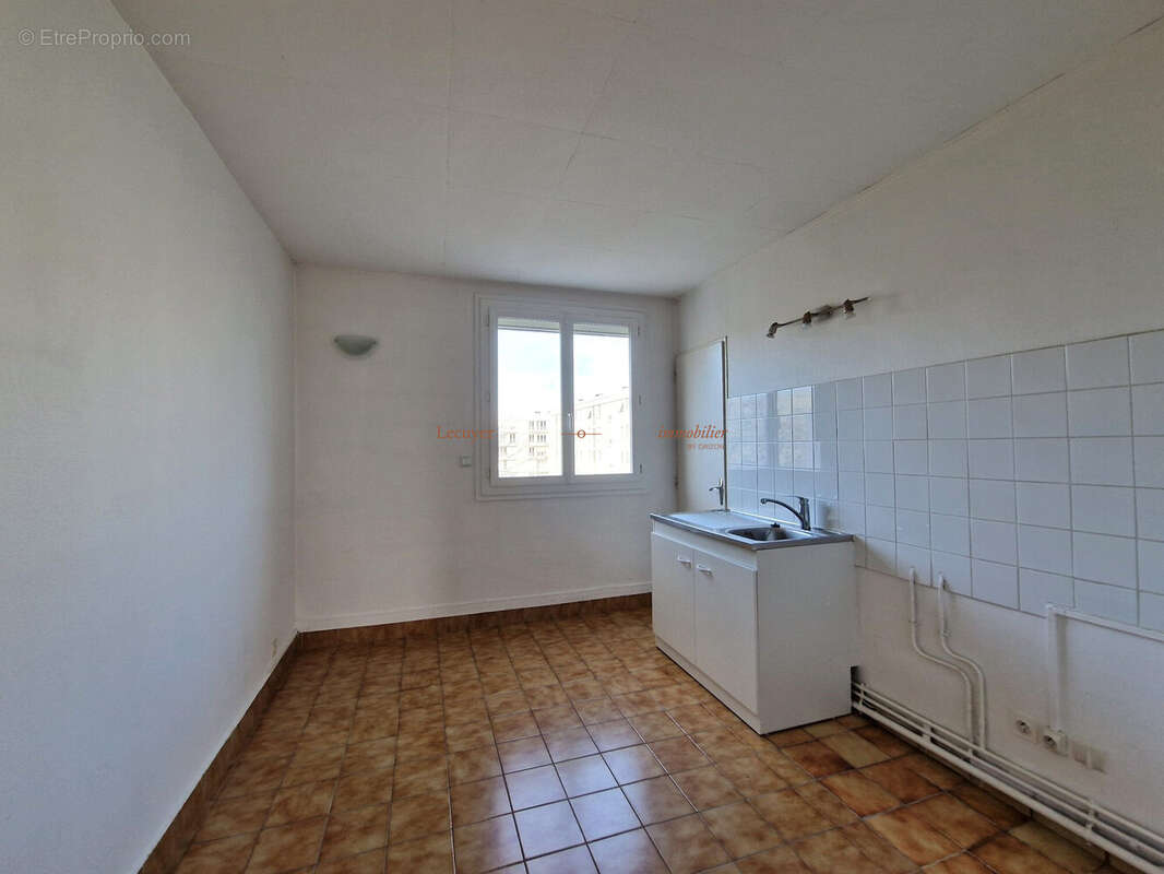 Appartement 72 m² à Reze  - photo 3