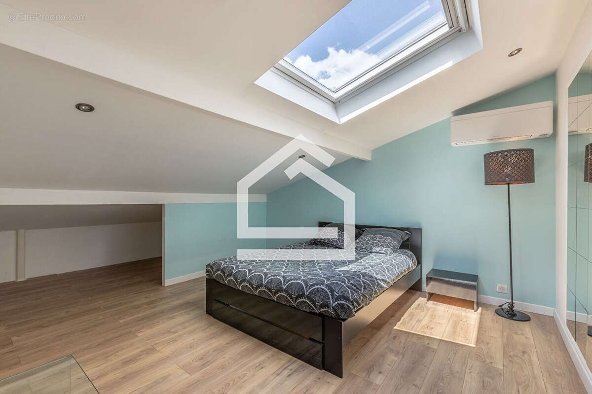 Maison à SAINT-MEDARD-EN-JALLES