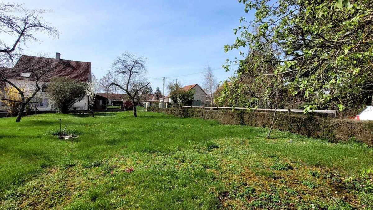 Maison à LA CHARITE-SUR-LOIRE