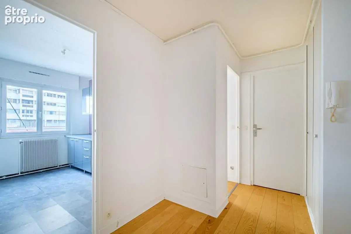 Vente appartement 2 pièces parking privatif en sous-sol - photo 3