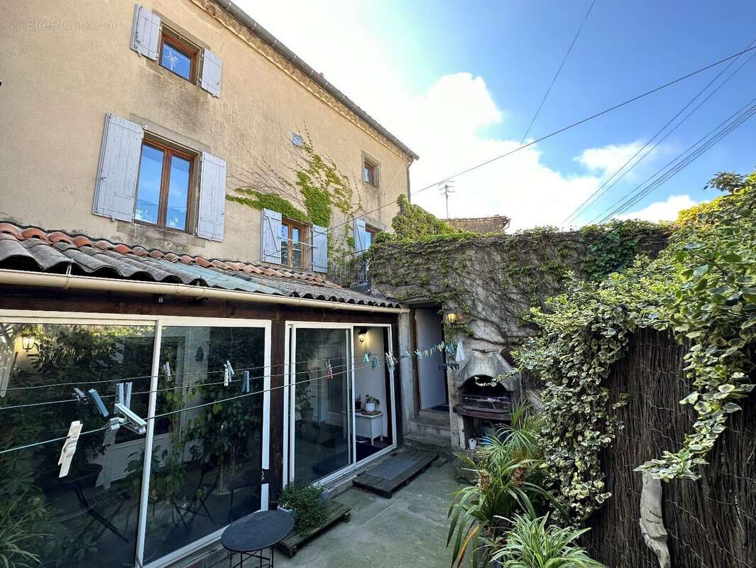 Maison à CAUNES-MINERVOIS