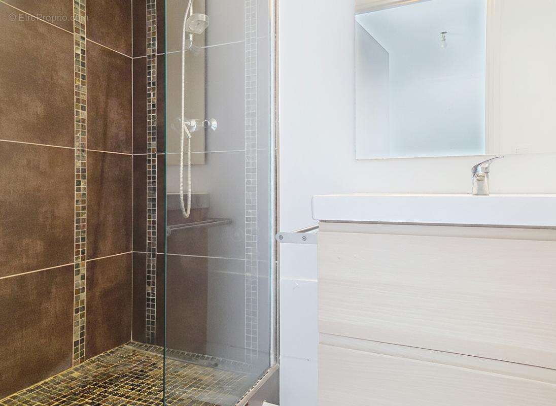 Appartement à LYON-8E