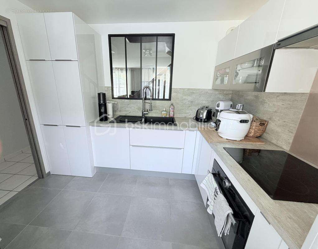 Maison à CORBEIL-ESSONNES