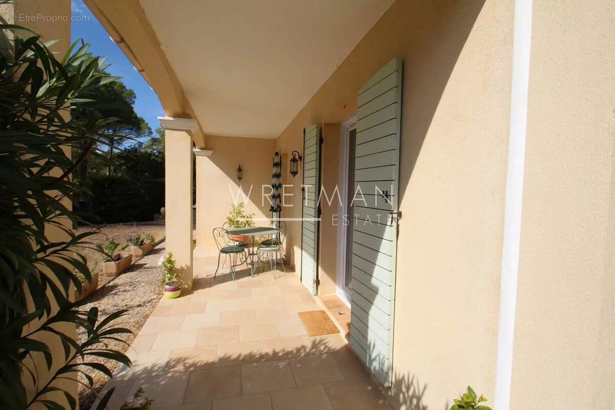 Maison à FAYENCE