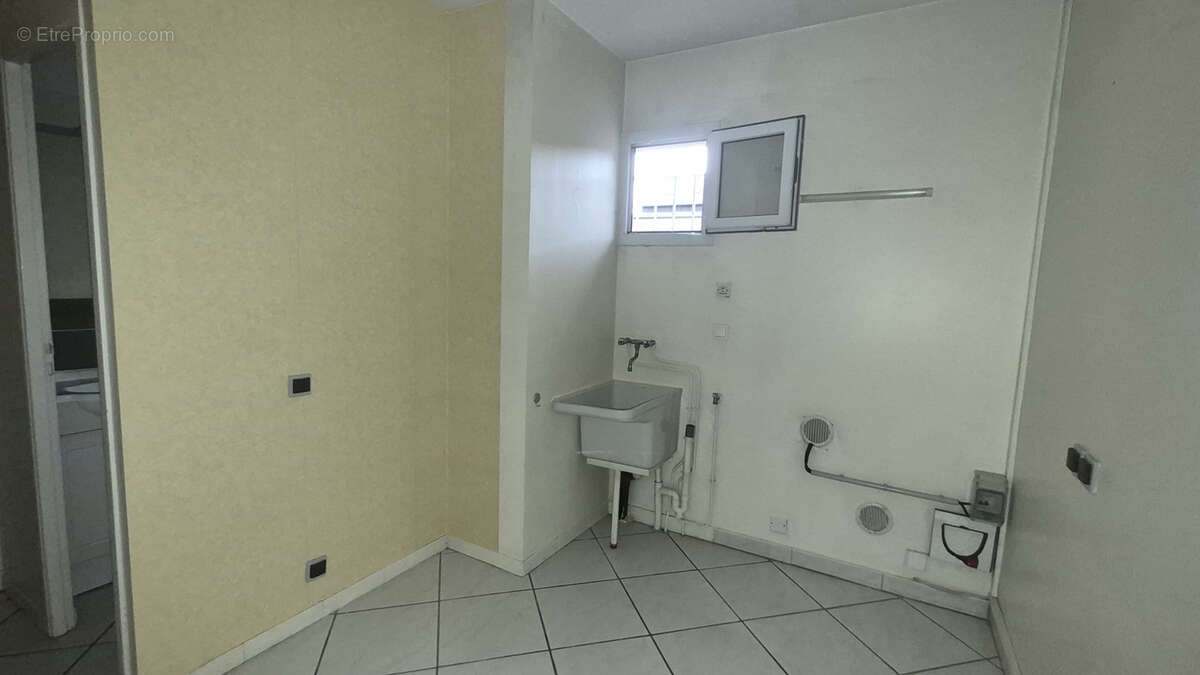 Maison de plain-pied avec piscine, climatisation et prestations de qualité à Limoges - photo 11