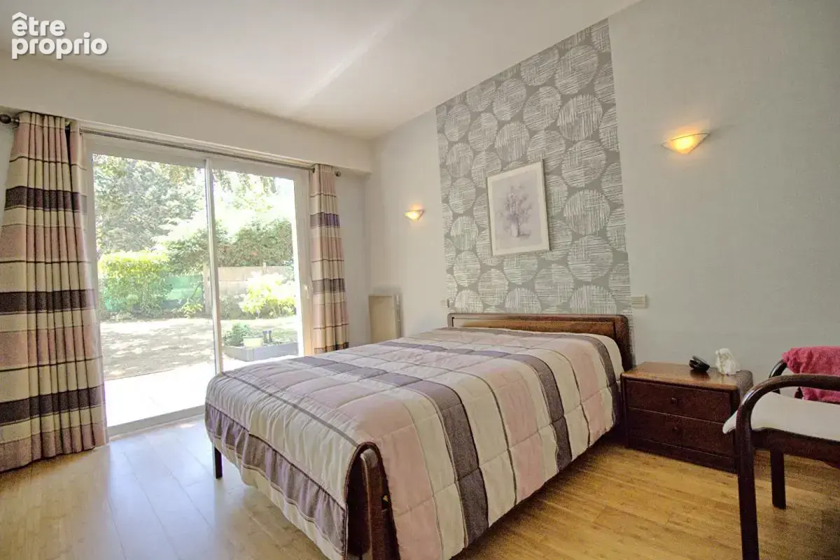 Maison au Parc de la Haye à Avrillé, 8 pièce(s) sur 190 m2 habitables - photo 5