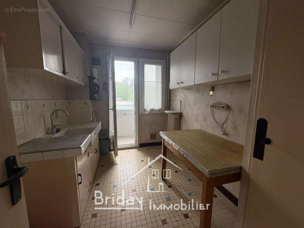 Appartement à LYON-9E