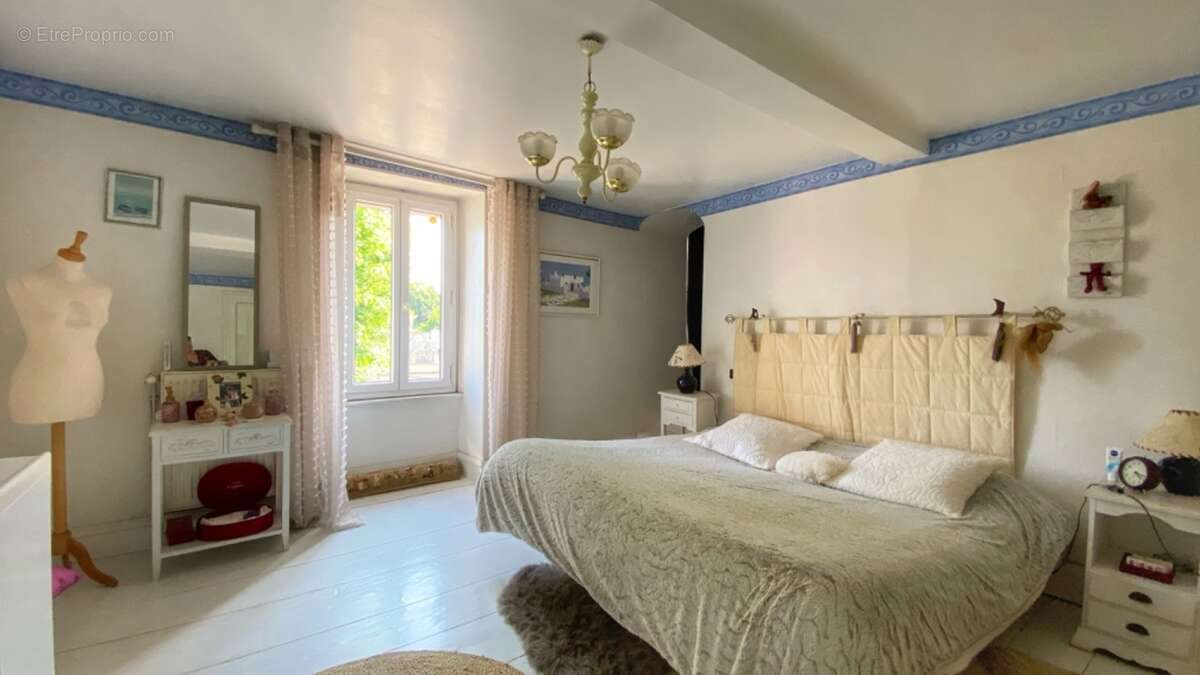 Maison à LA COTE-SAINT-ANDRE