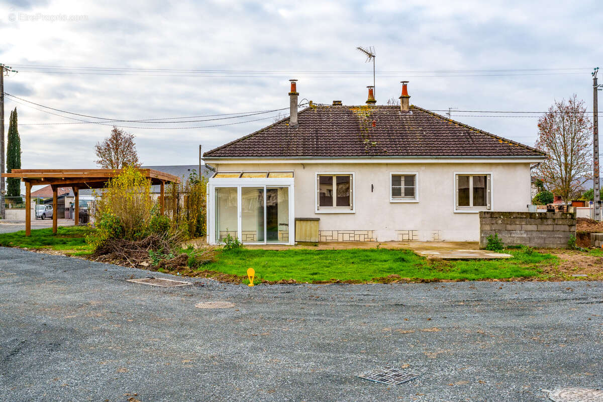 Maison à BALLAN-MIRE