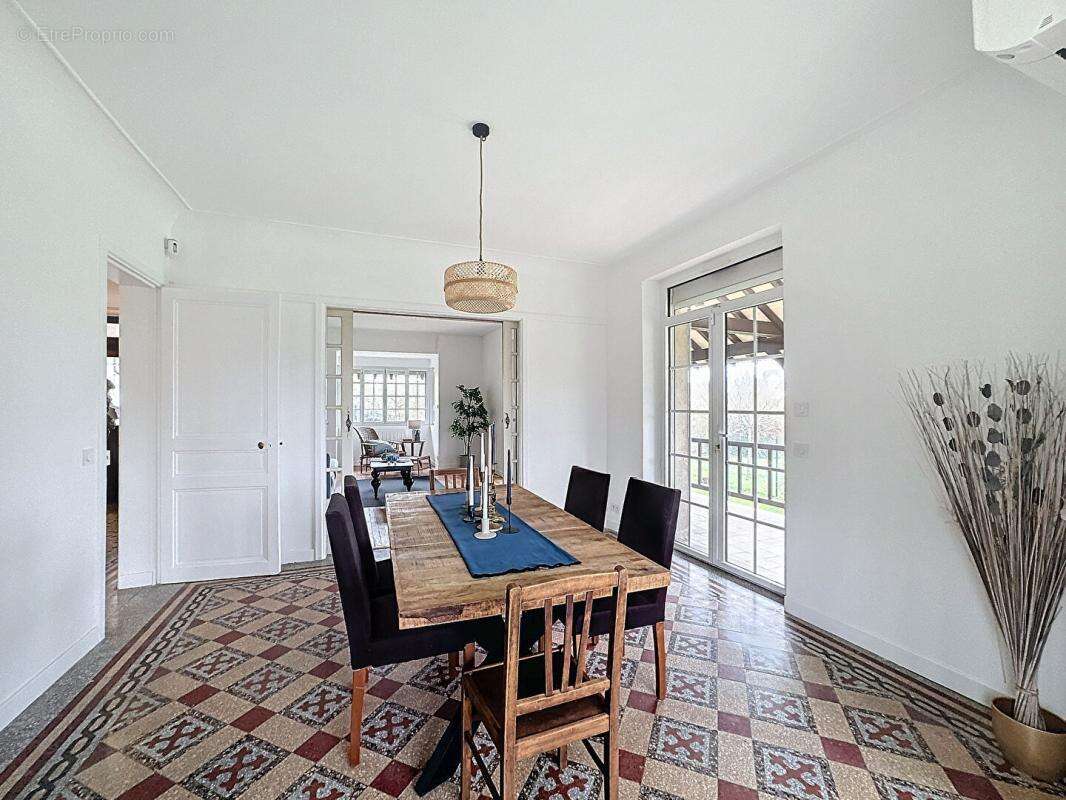 Maison à BOUSSY-SAINT-ANTOINE