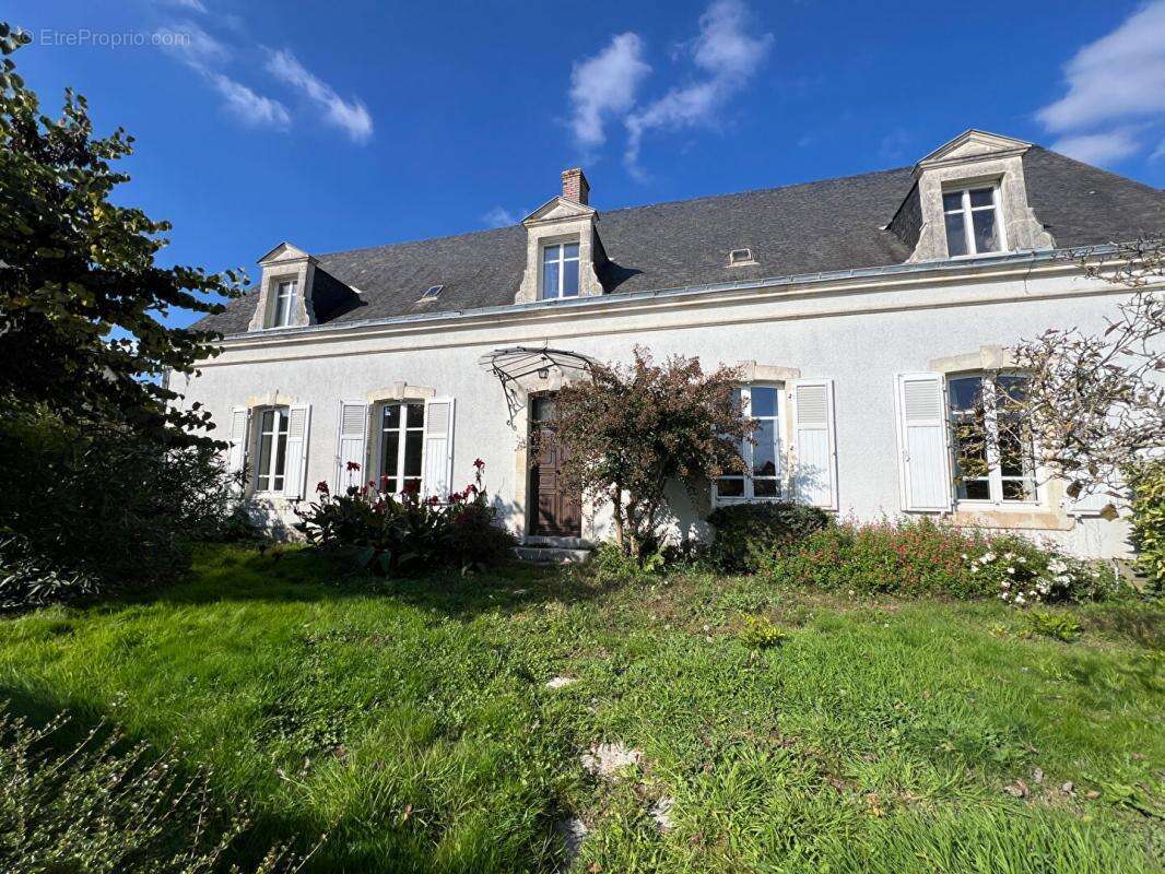 Maison à ROEZE-SUR-SARTHE