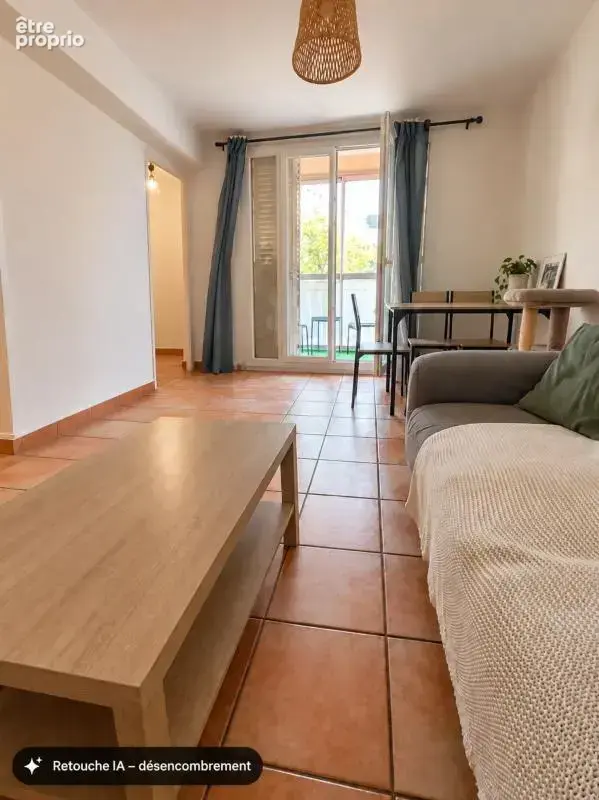 Appartement à MARSEILLE-9E