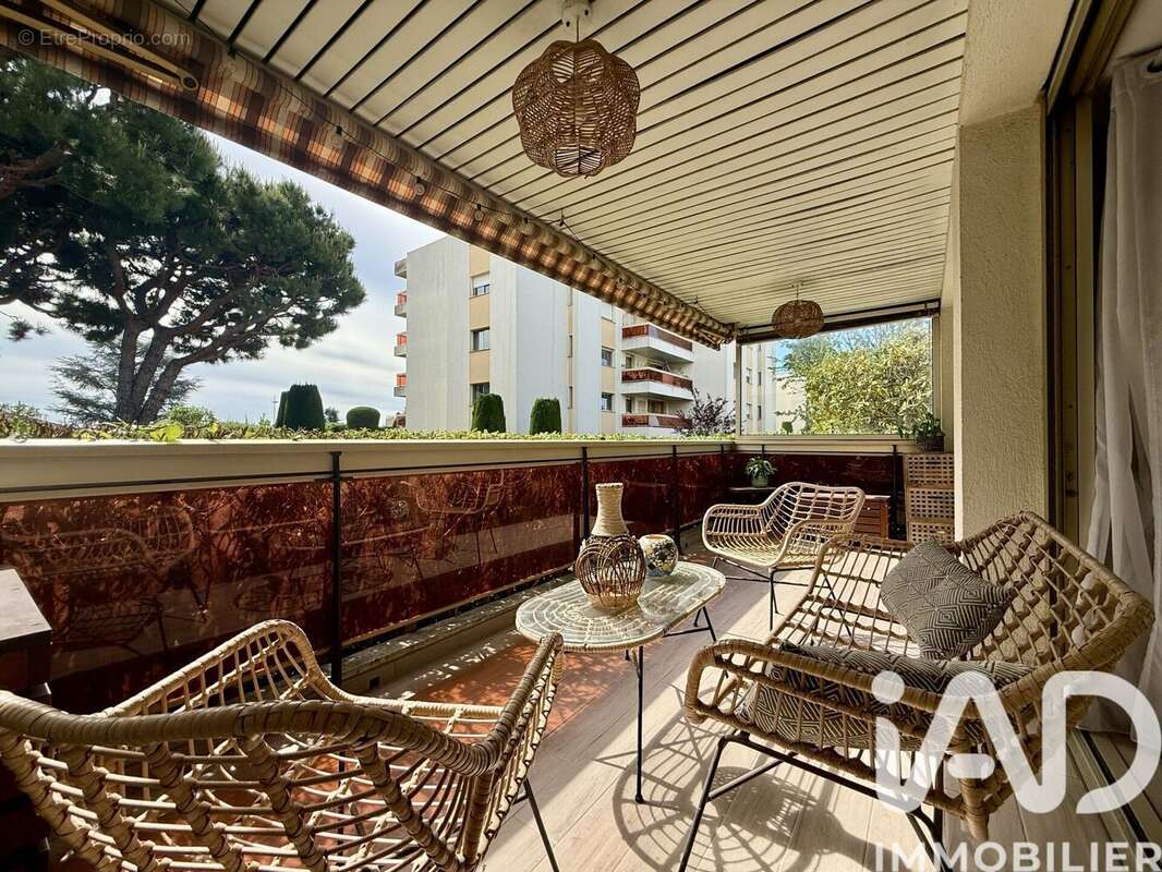 Photo 3 - Appartement à SAINT-LAURENT-DU-VAR