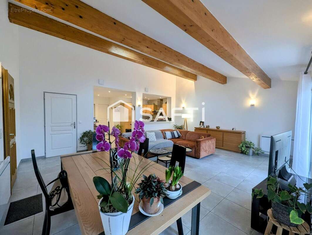 Photo 3 - Appartement à FREJUS