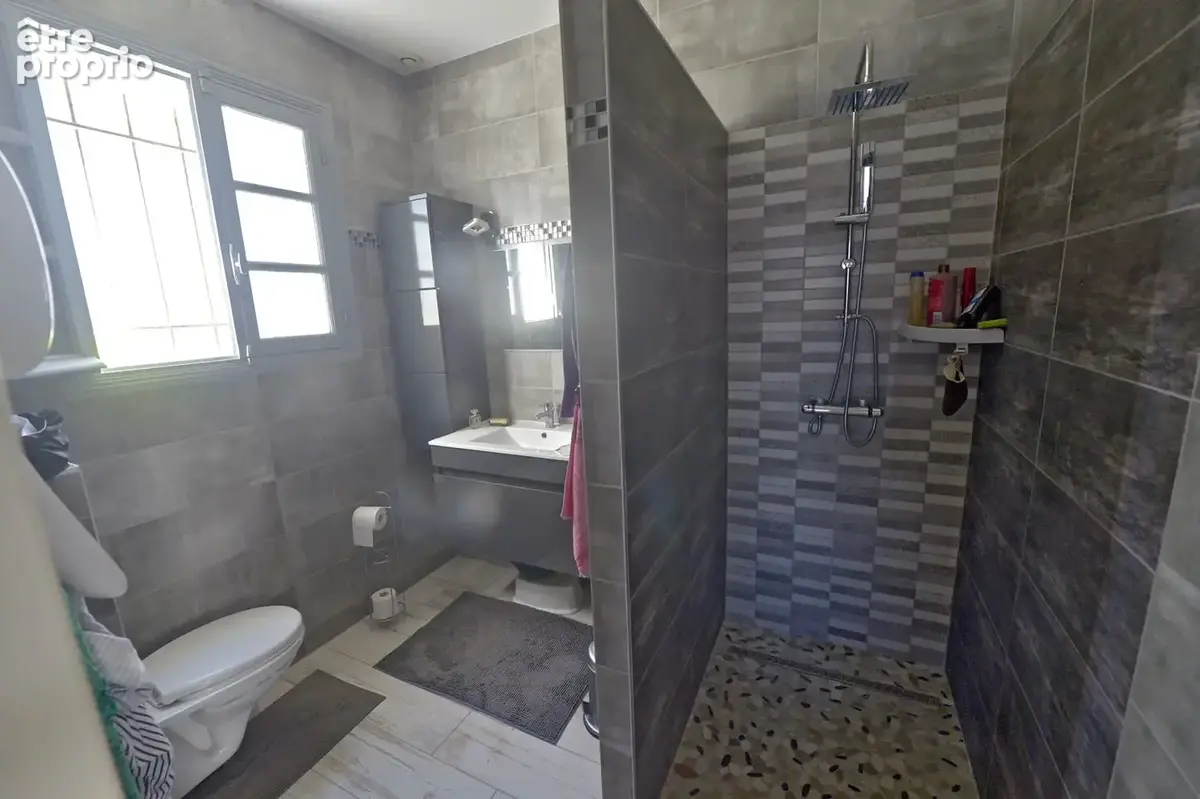 Maison 95 m² à Royan  - photo 6