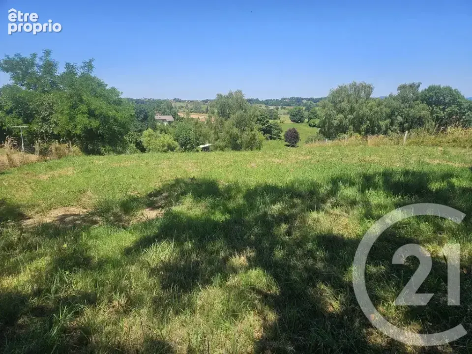 Terrain à ROUEDE