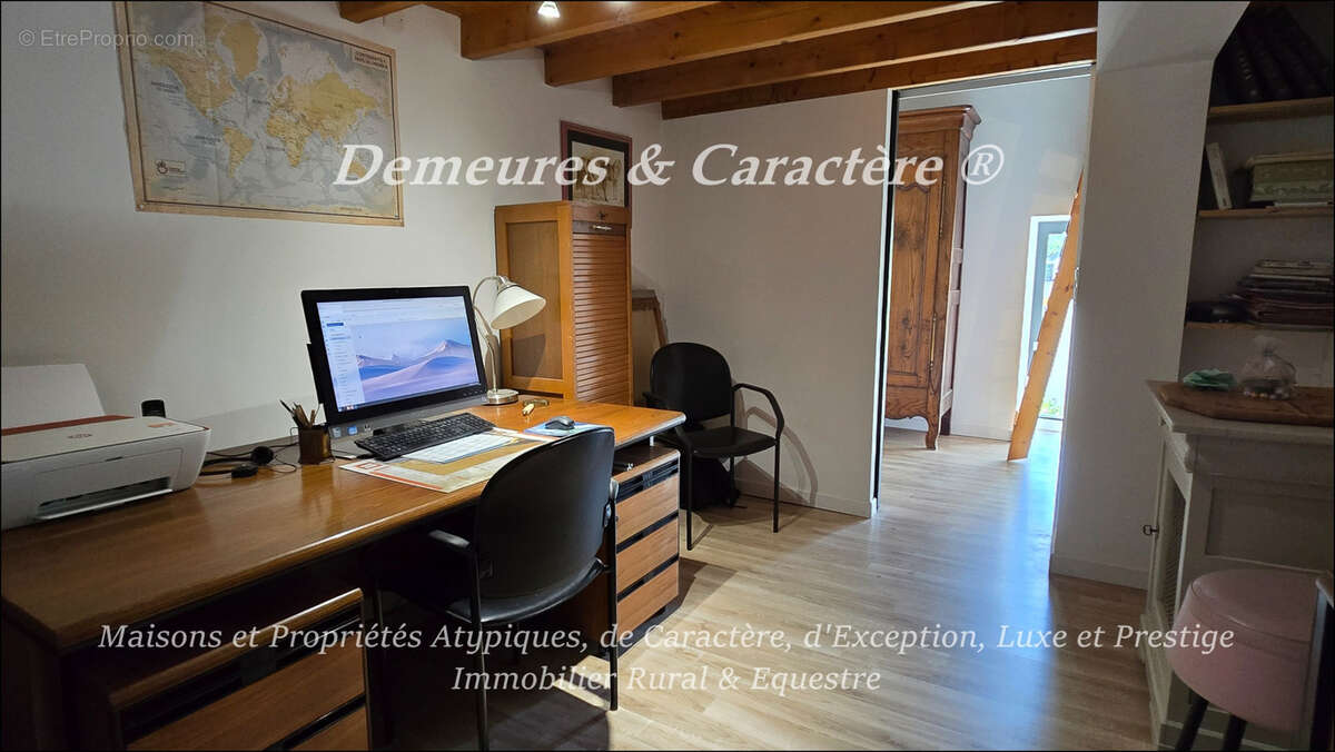 Maison avec piscine et dépendances - photo 21