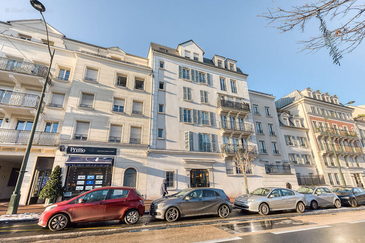 Appartement à LE PLESSIS-ROBINSON