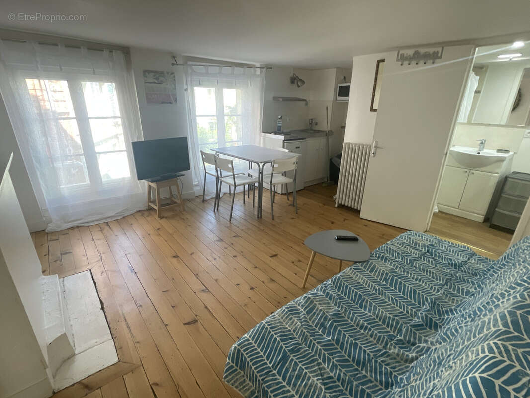 Appartement à TROUVILLE-SUR-MER