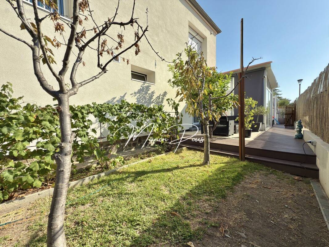 Maison à SAINT-ESTEVE