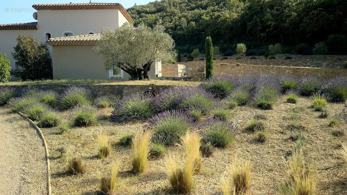 Maison à LAMALOU-LES-BAINS