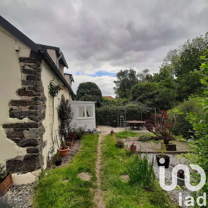 Photo 3 - Maison à MAEL-CARHAIX