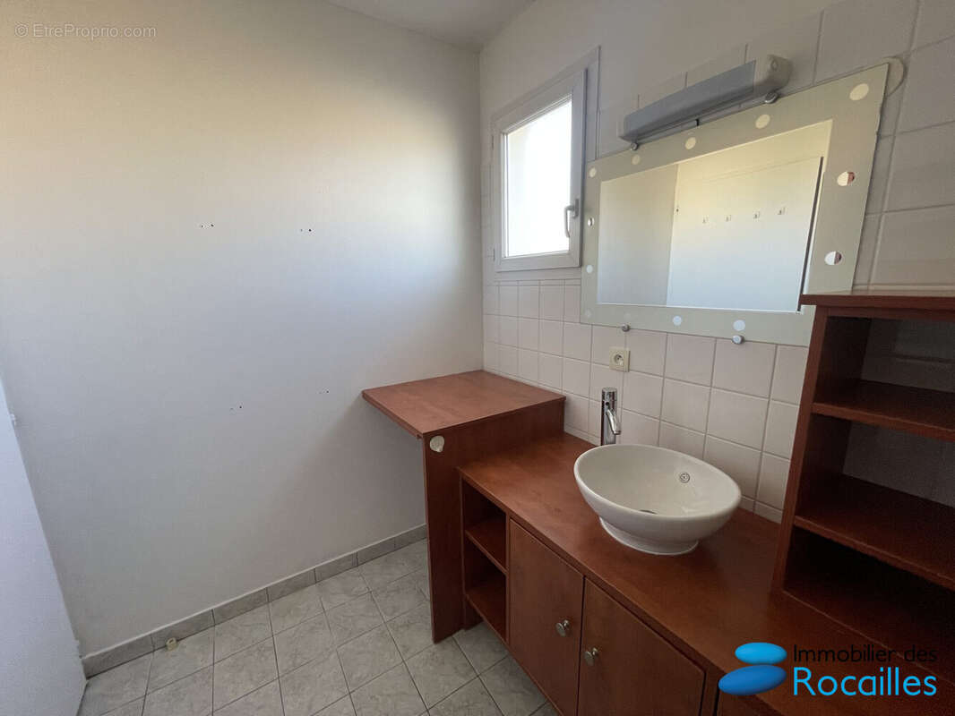 Appartement à SCIENTRIER