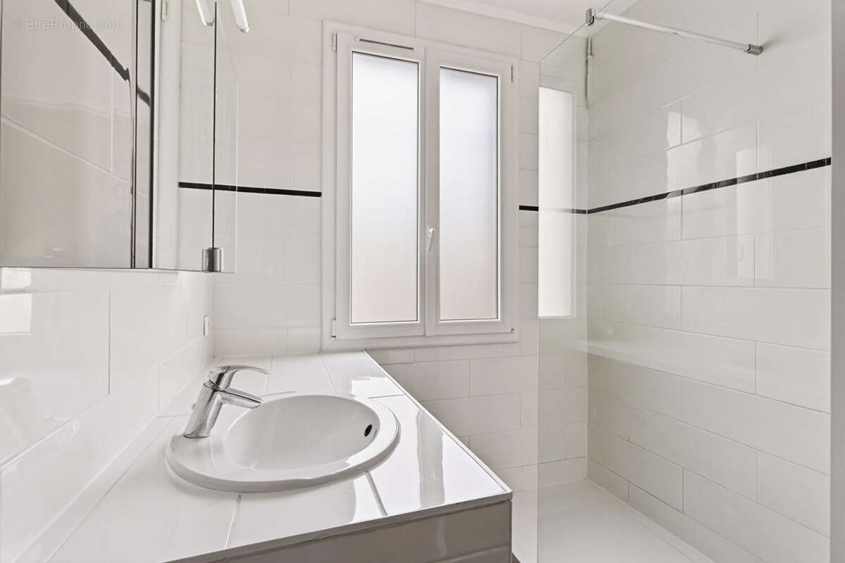 Appartement à COLOMBES