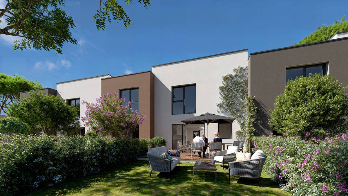 Maison à NIMES